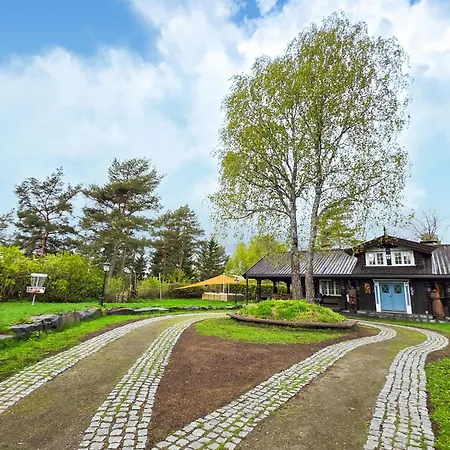 4 Bedroom Amazing In Ytre Enebakk