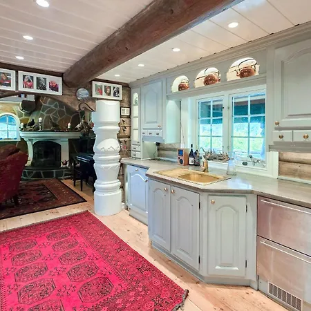 بيت للعطل 4 Bedroom Amazing In Ytre Enebakk سكي